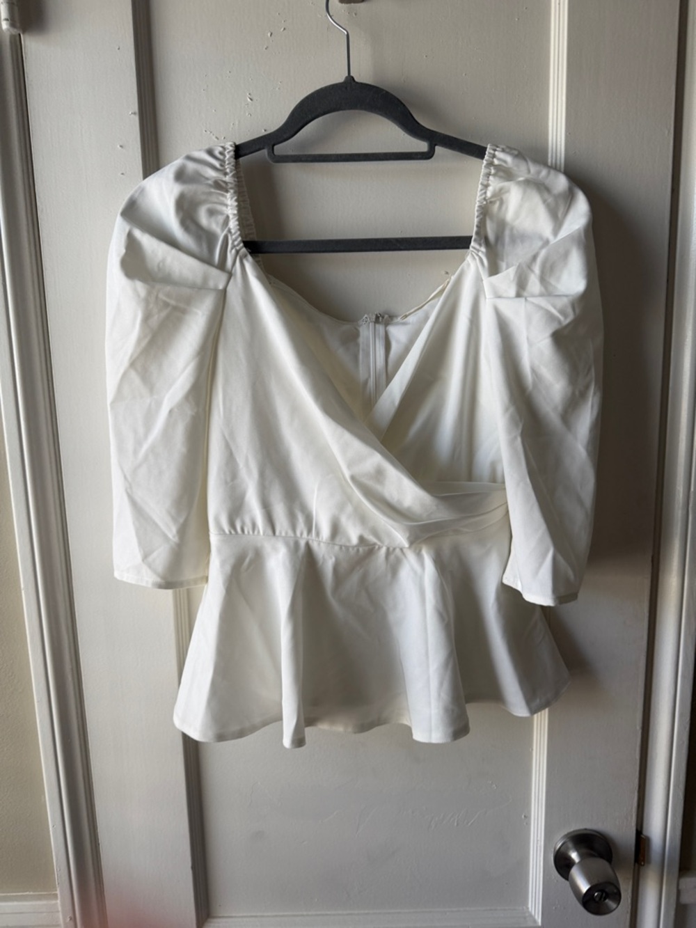 Women's White Peplum Puff-Sleeve Top